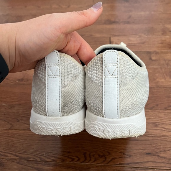White womens Vessi Weekend sneakers size 5 - Picture 2 of 6